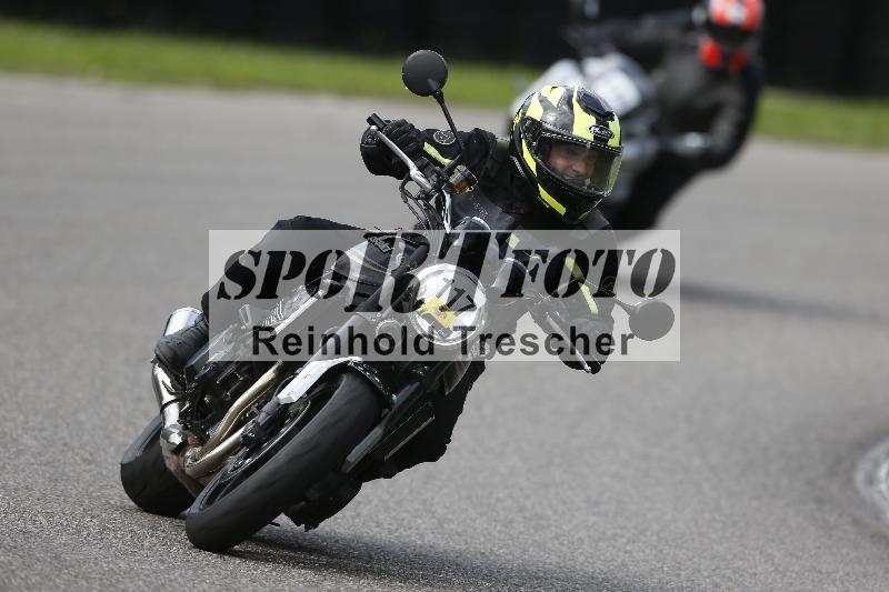 /53 16.09.2025 Track Day Domi Aegerter ADR/Gruppe gelb/117